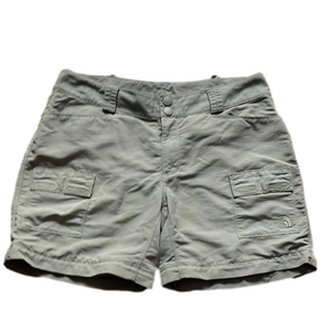 THE North Face Shorts Size 10